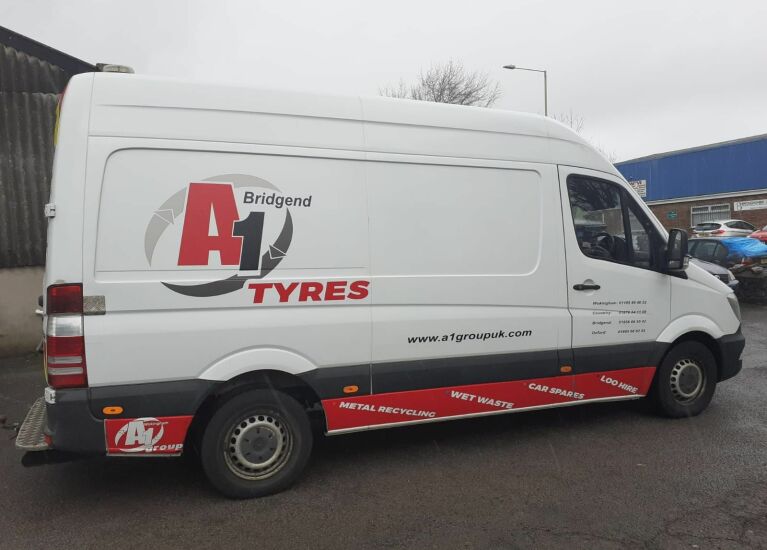 Mobile tyre van banner